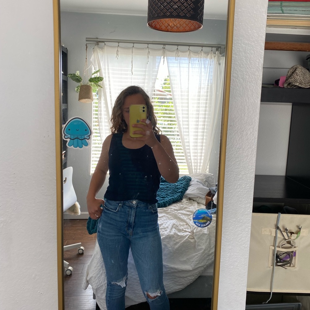 Cashmere sweater vest